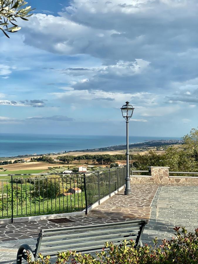 Residenza B&B Vistamare Petacciato Luaran gambar